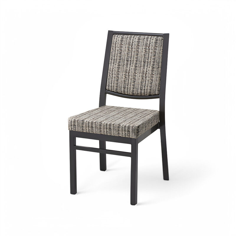Grand Chair